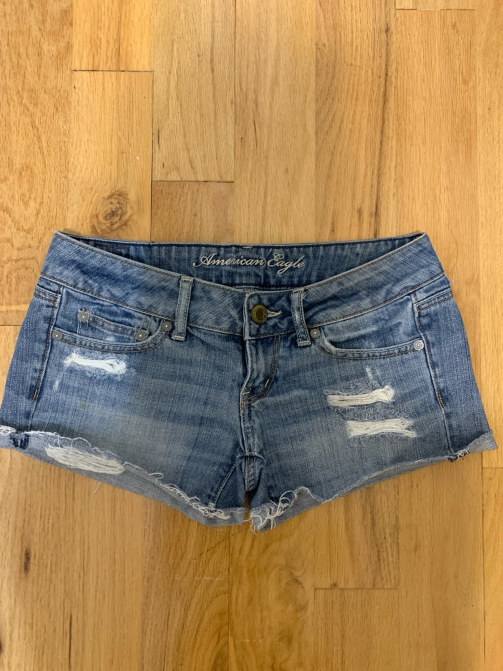 American Eagle Women’s Light Blue Distressed Denim Shorts